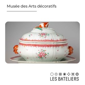Les céramiques de la Compagnie des Indes orientales